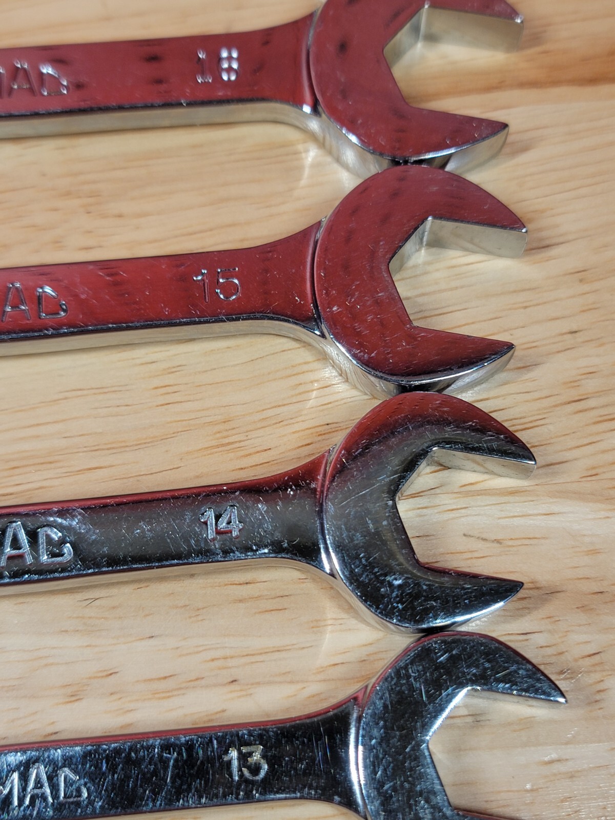 MAC Tools 8-Piece Stubby Metric 12mm-19mm Combination Wrench Set 12-Point