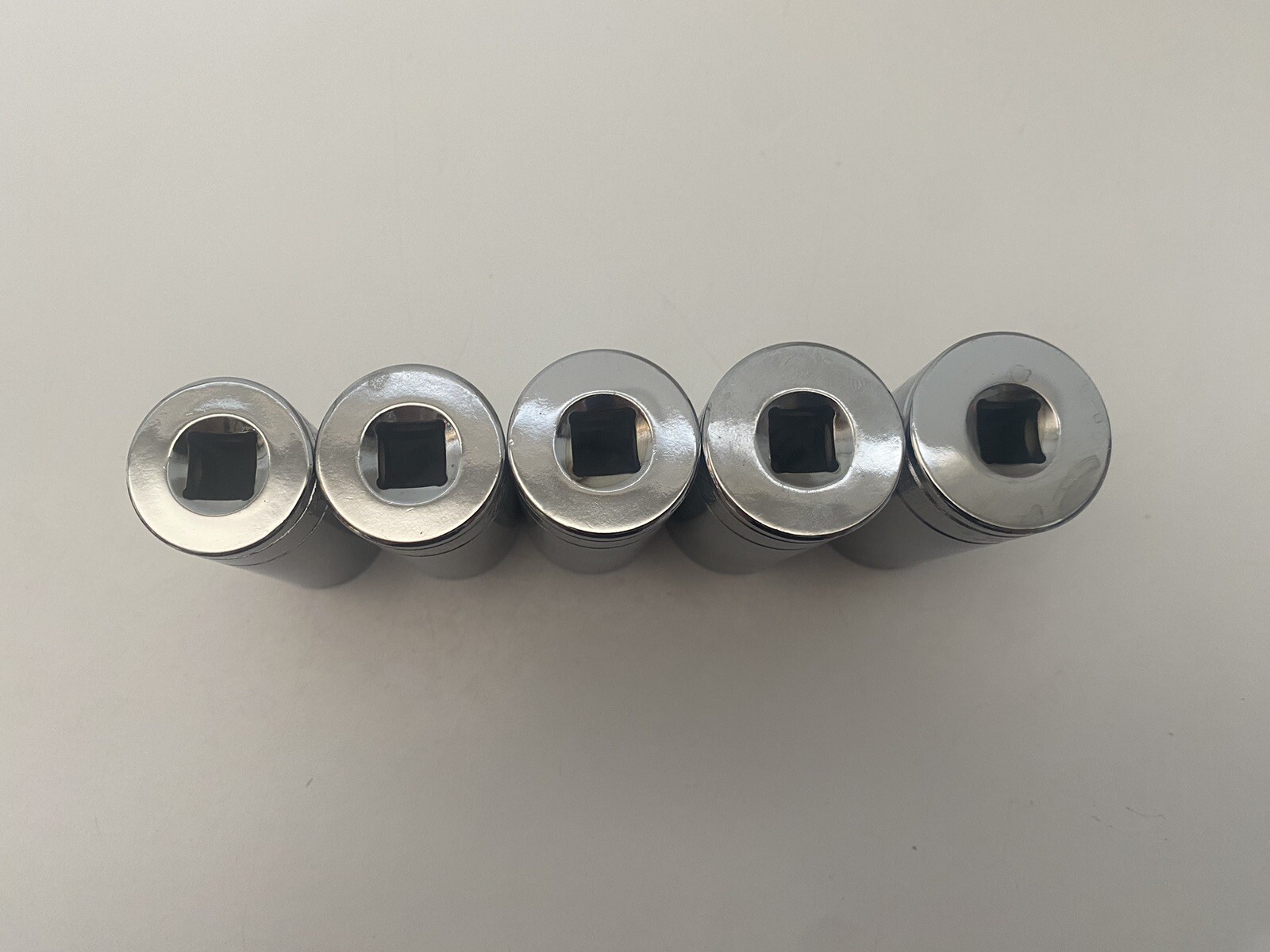 Blue Point 3/8” Deep 20-24mm 12 Point 5pc Set As Sold By Snap On New