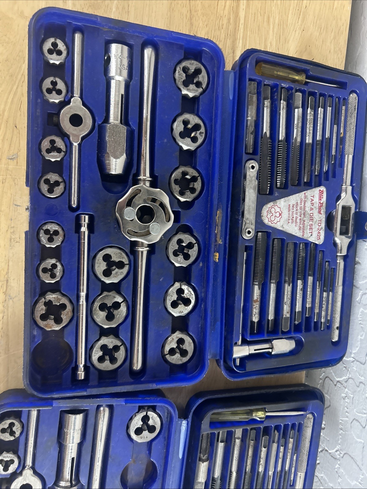 Blue-Point TDM-117 Metric TAP & DIE Set in Case 40 Pcs + TD-2452 Standard Read