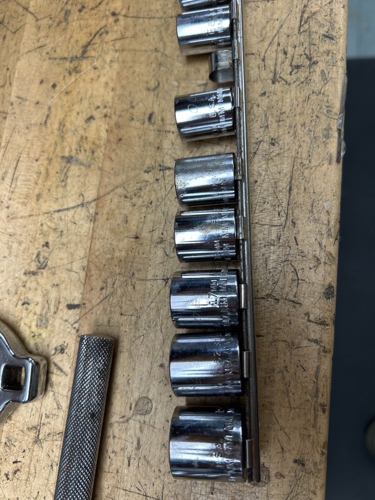 Lot of Assorted Sockets SAE & Metric Mixed Brands Various Drives, Mostly USA