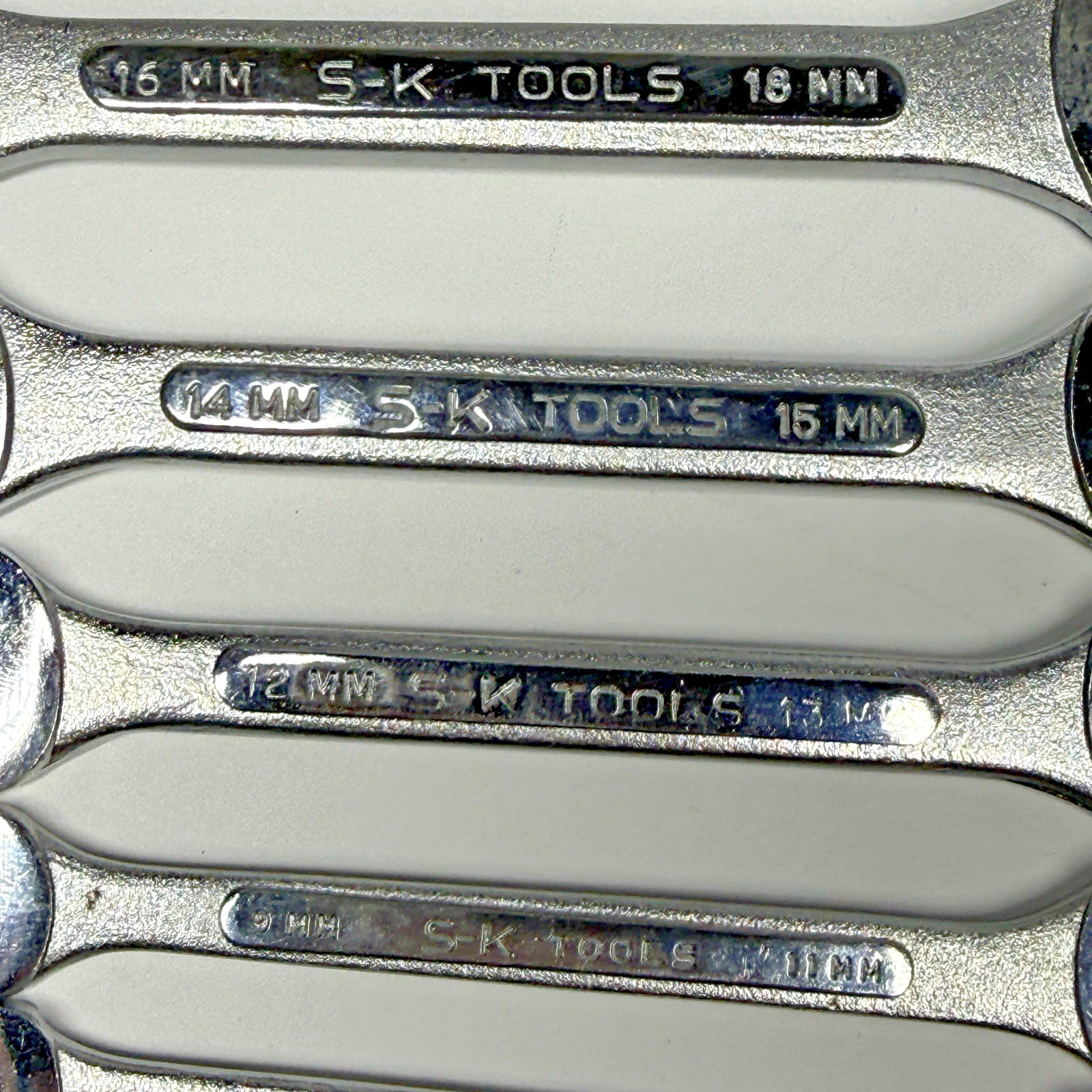 Vintage S-K Dresser 7 Pc Metric Open End Wrench Set 6mm-19mm USA In Green Case