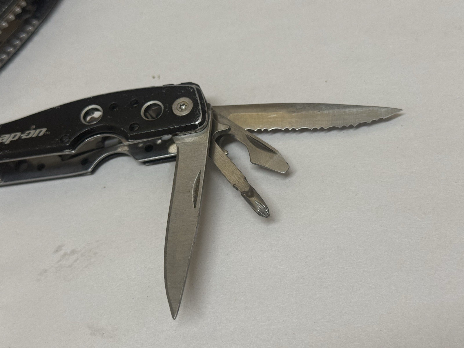 Snap-On Needle Nose Pliers Black Multi Tool Knife