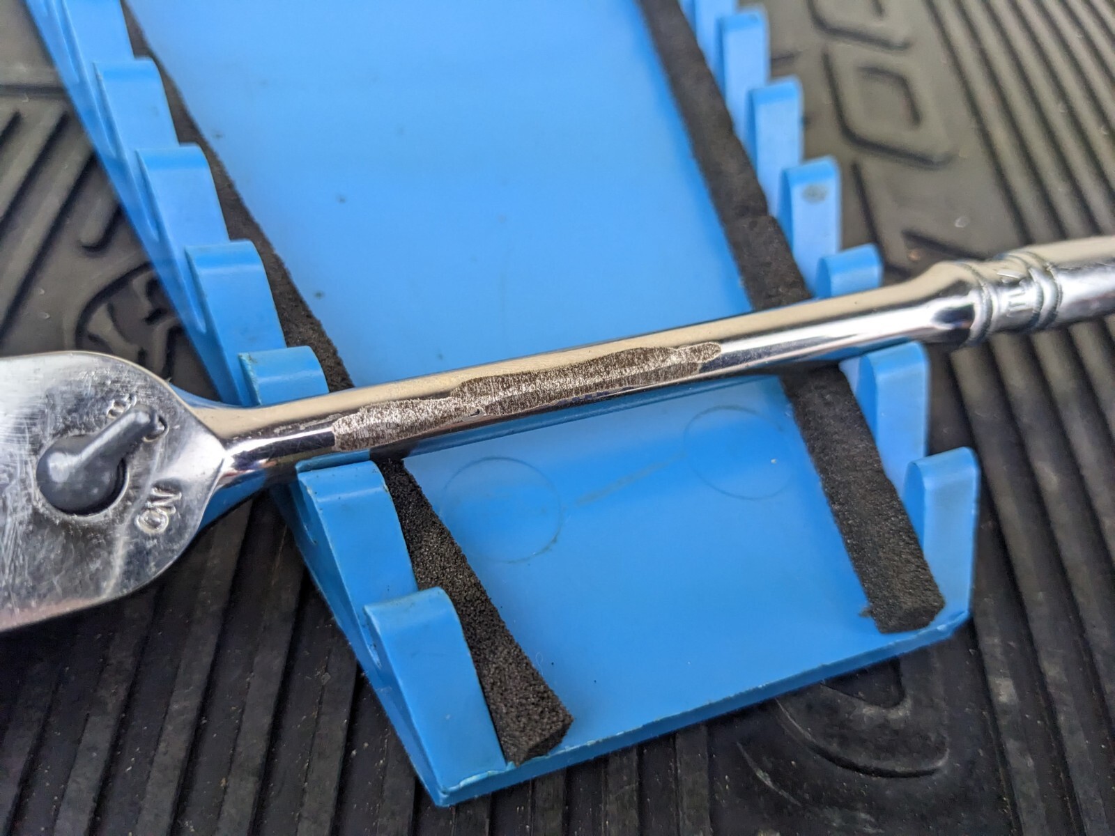 #bf937 SNAP ON TL72 1/4″ Drive Long Handled Ratchet