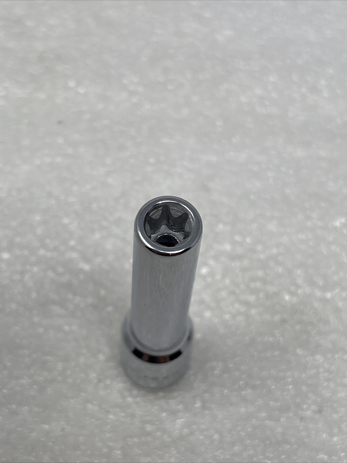 E7 SK Hand Tools 44957, 1/4″ Drive Metric Deep Female Inverted Torx Socket, USA