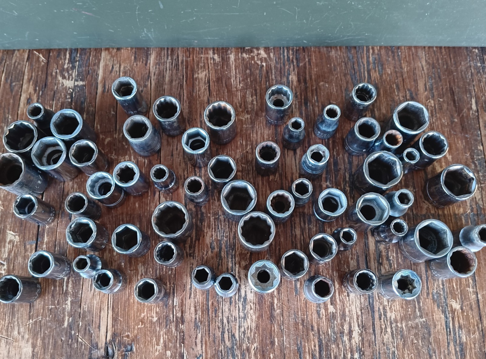 60 Craftsman & Other 1/4″ Drive Shallow Sockets Metric & SAE Mixed Size Huge Lot