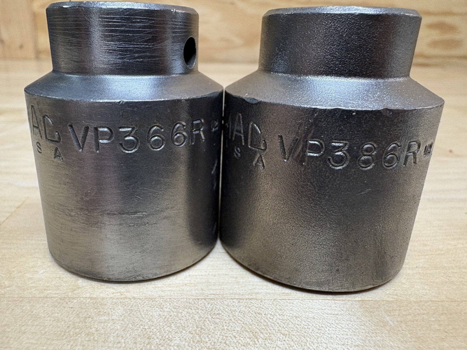 2pcs Mac Tools VP366R & VP386R 1/2″ Drive SAE 6-Point Shallow Impact Sockets