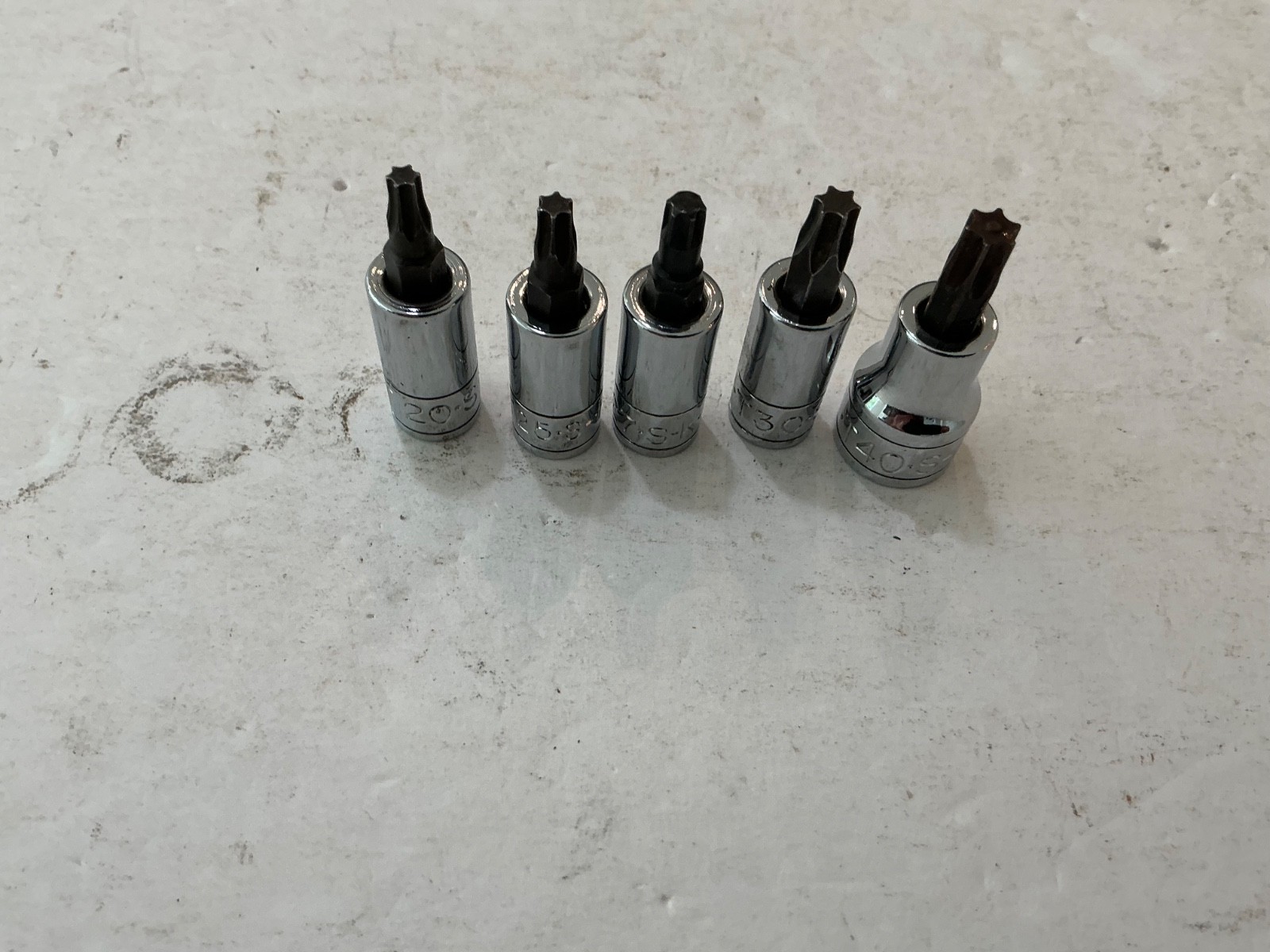 S-K tools 5 pc torx bit set T20 – T40 1/4″ & 3/8″ drive made in USA