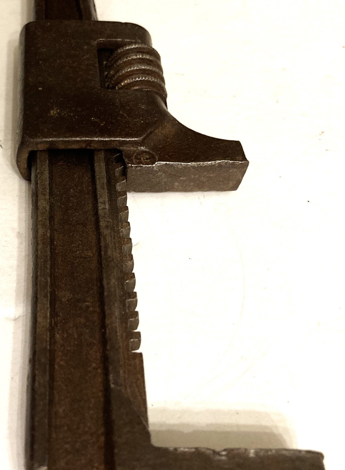 EARLY 1900’s 9-in. MONKEY WRENCH MARKED ‘AUTO’ – MADE BY THE AUTO WRENCH CO.