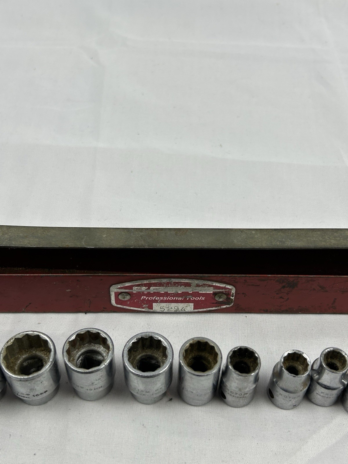 PROTO TOOLS 3/8″ DRIVE 6mm TO 19MM 12 POINT SOCKET SET WITH TRAY 12 Piece