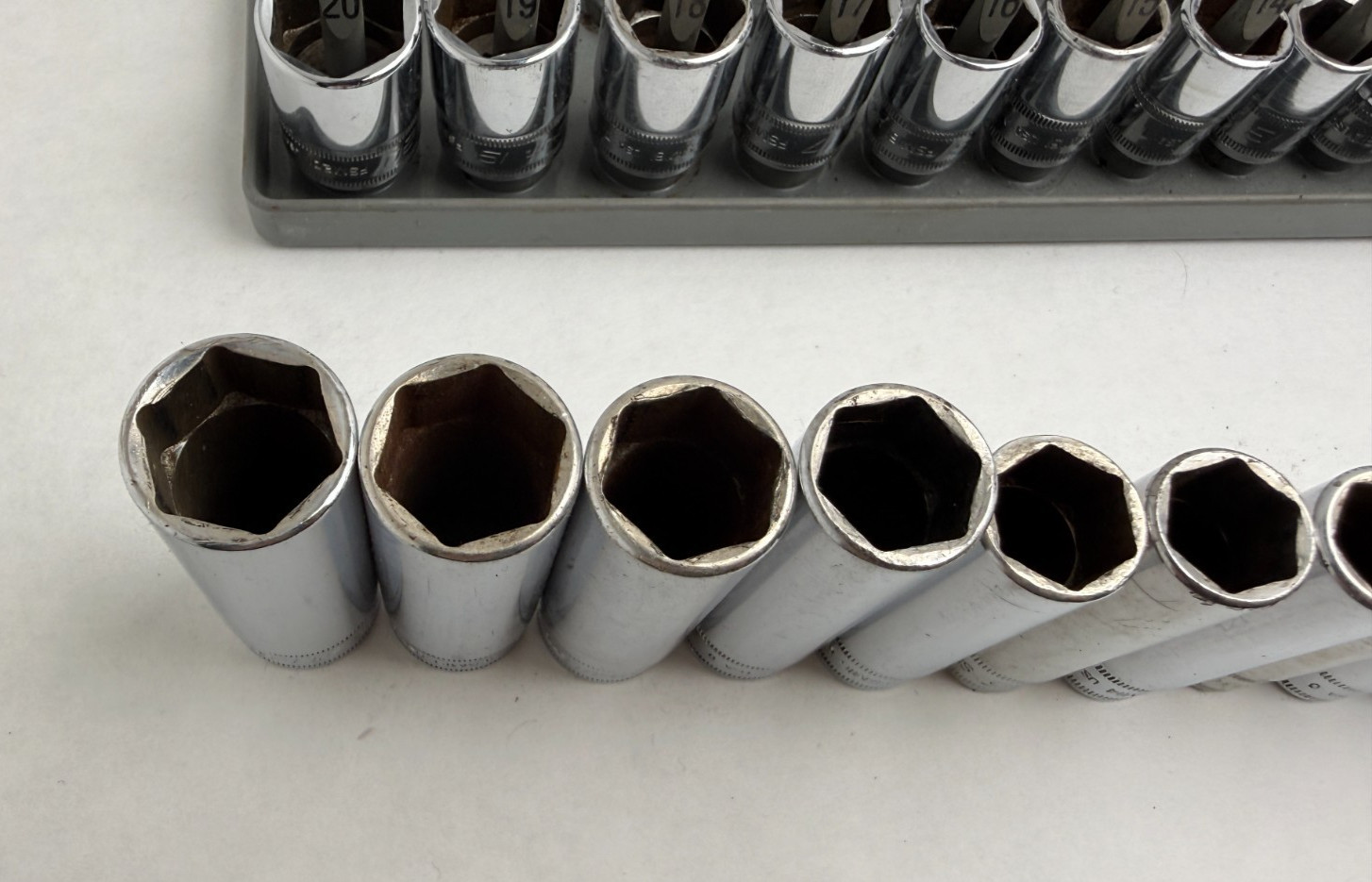 Snap-on 24pc 3/8″ 6-point METRIC 9mm-20mm Shallow & Deep Socket Set