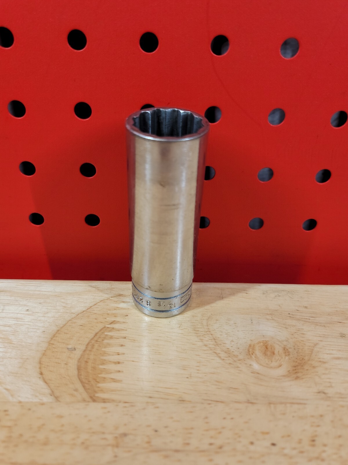 Snap-on Tools S261 13/16″ SAE 1/2″ Drive Deep 12-Point Socket USA