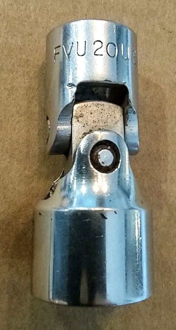 Snap On FVU20 5/8″ Universal Swivel Socket 3/8 Drive 12 point USA