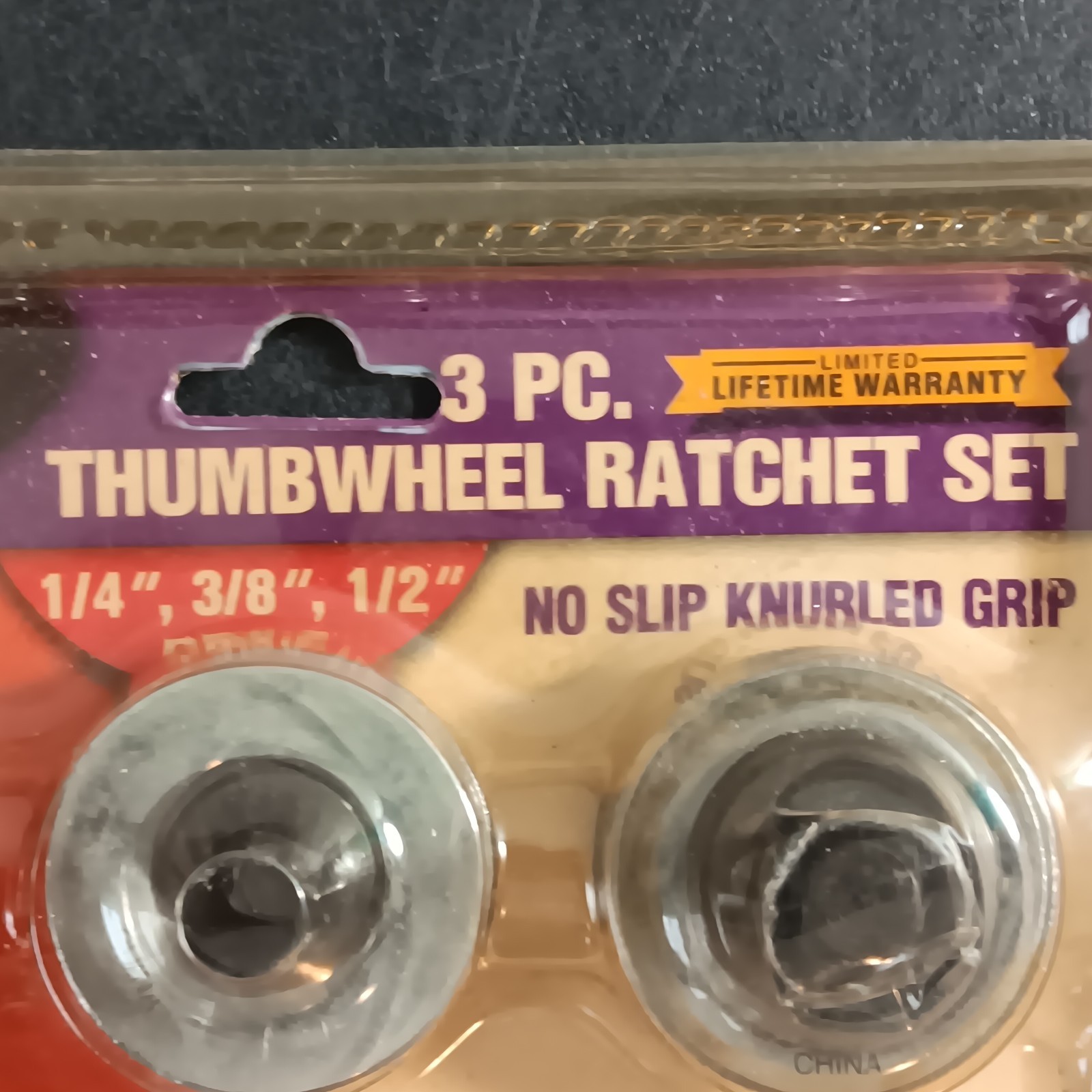 Pittsburgh 94011 Piece Thumbwheel Ratchet Set (1/4″, 3/8″, 1/2″ Drive)