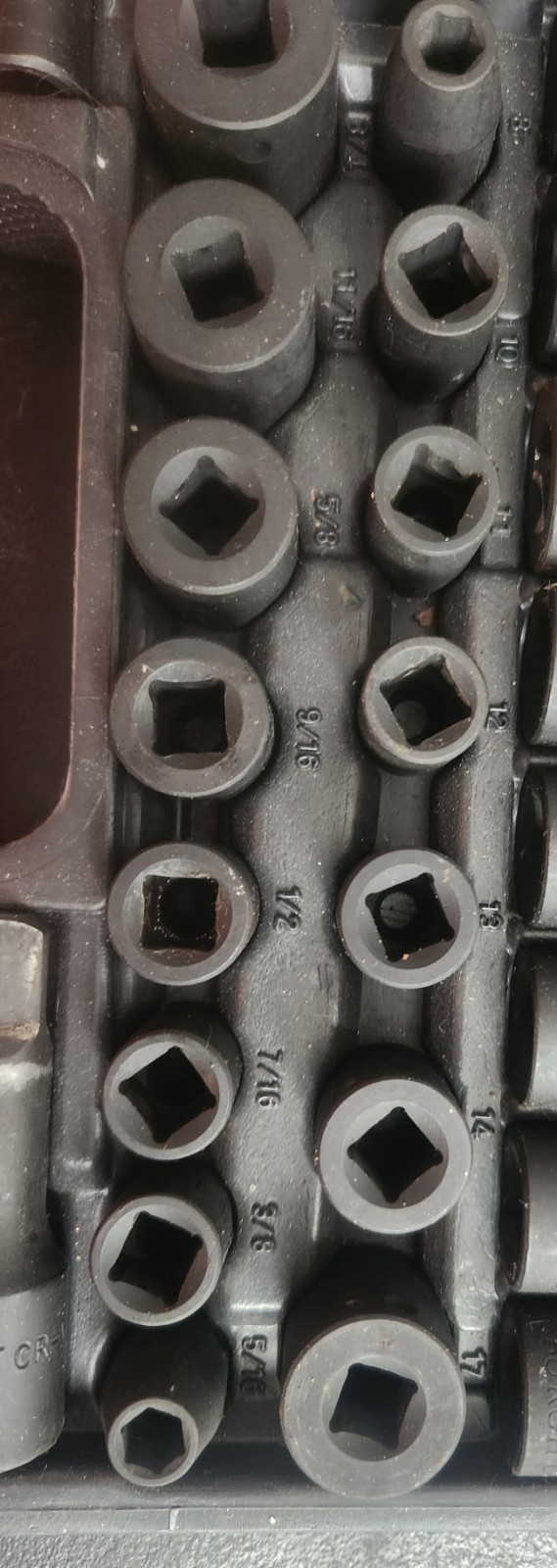 Pittsburgh Tools 36 Piece Impact Socket Set With Adapters Missing One.