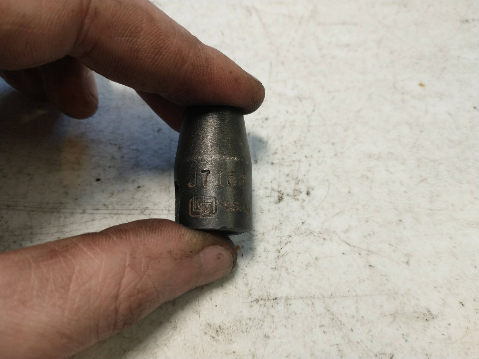 KENT MOORE J-7158 TRIM NUT DRIVE SOCKET TOOL 3/16-INCH