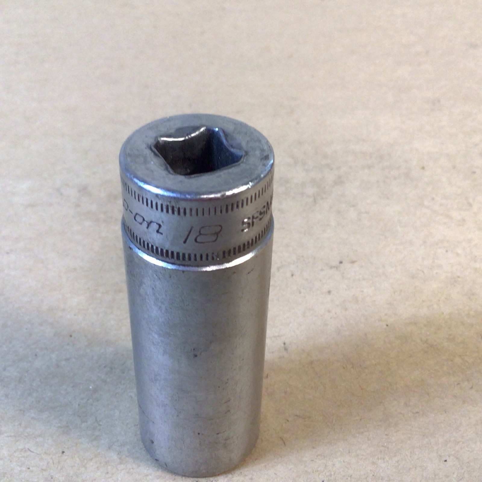 Snap On 3/8″ Drive 6-Point Metric 18 mm Flank Drive® Deep Socket SFSM18