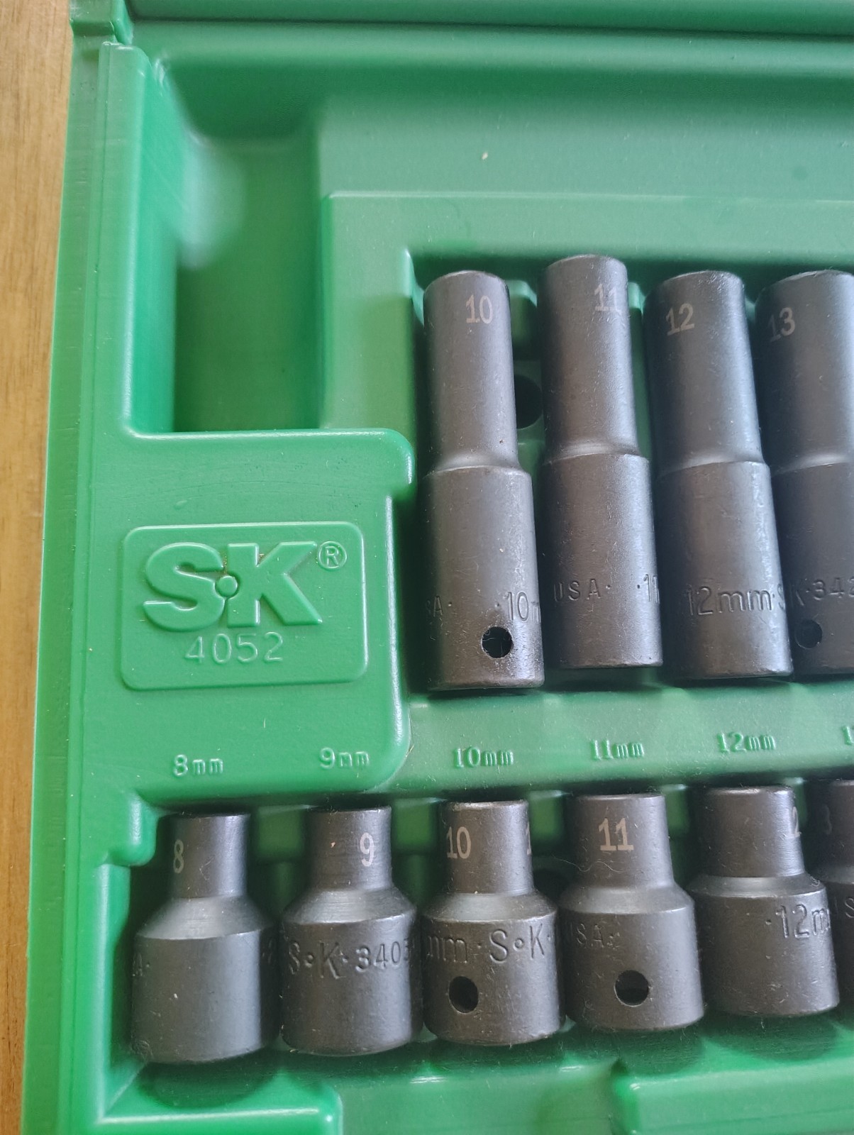 SK Hand Tool 4052 – 22 Piece 1/2″ Drive 6 Point Metric Standard and Deep Impact