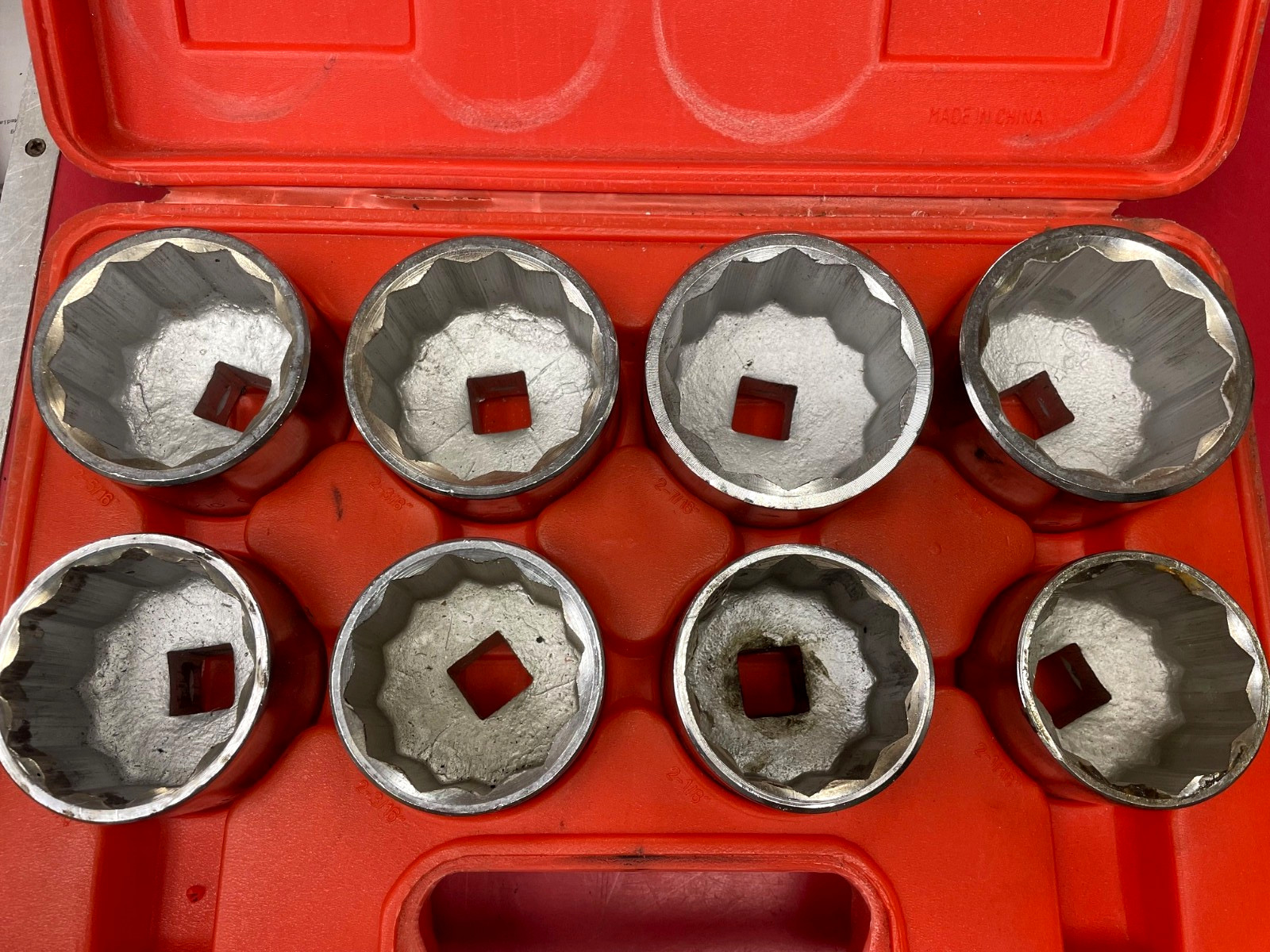 9pc 3/4″ Drive Socket Set 12 Points JUMBO Sockets 2 1/16″ to 2 1/2″ & Red Case