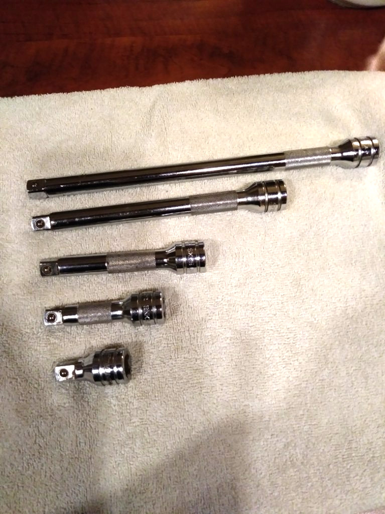 SNAP-ON 1/2 INCH KNURLED EXTENSIONS 5 PC. SET 11,8,5,3,AND 2 INCHES IN LENGTH