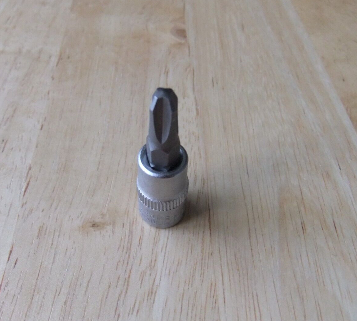 Welzh Werkzeug 1/4 Drive Chrome Vanadium Socket & PH3 S2 Steel Bit – 35mm Long