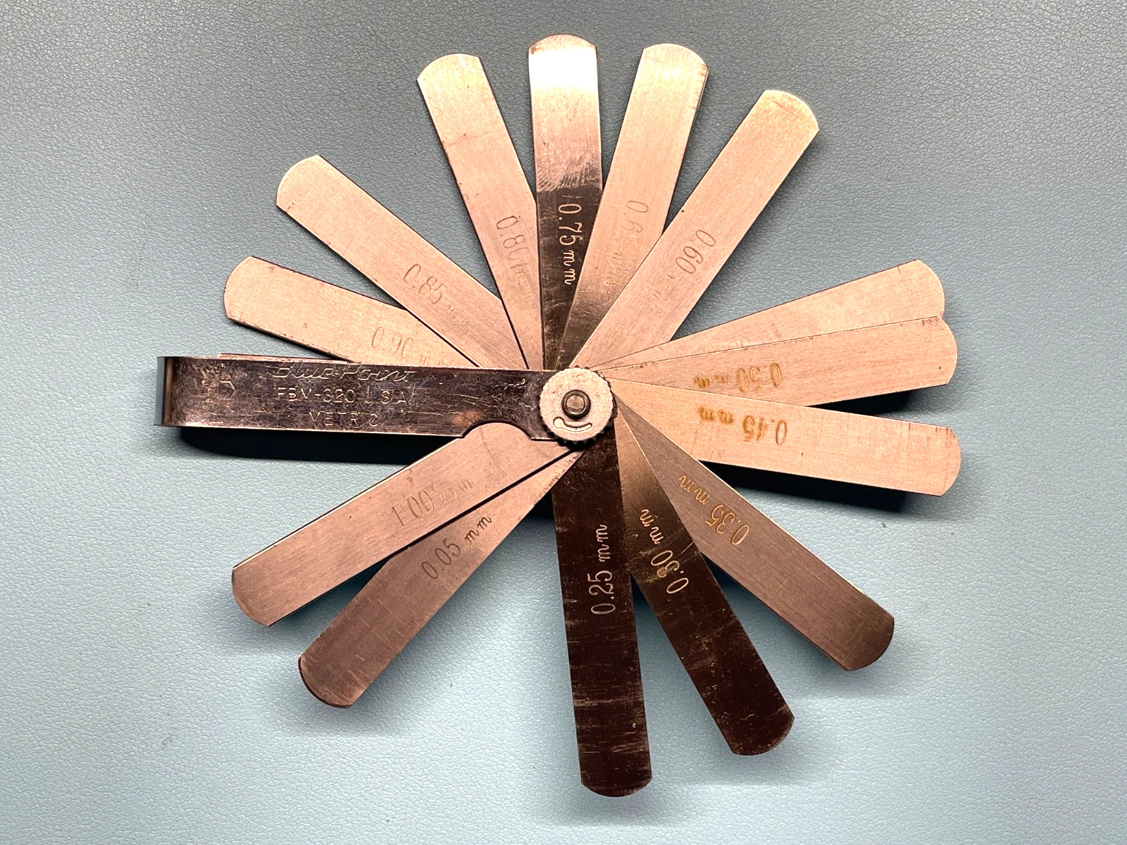 Snap-On Blue Point Metric Feeler Gauge Set FBM320