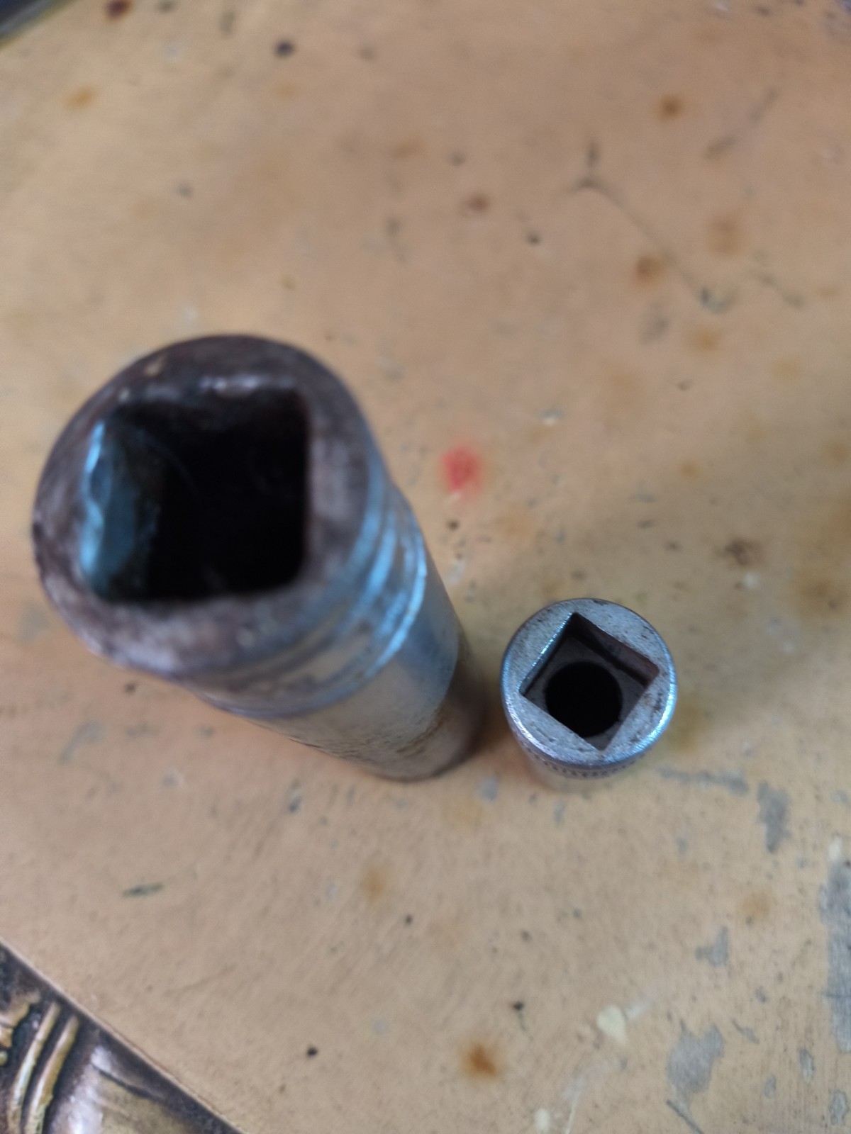 To Snap-on Deep Sockets 1/2″ 5/8 TS 6 Pt, And 7/16 3/8 12pt