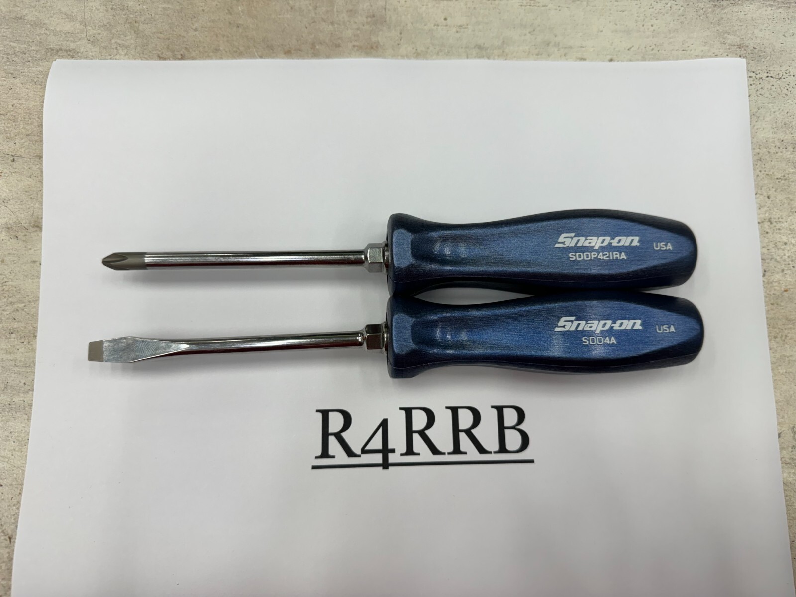 Snap-on Tools USA NEW 2pc POWER BLUE Hard Handle Flat Phillips Screwdriver Set