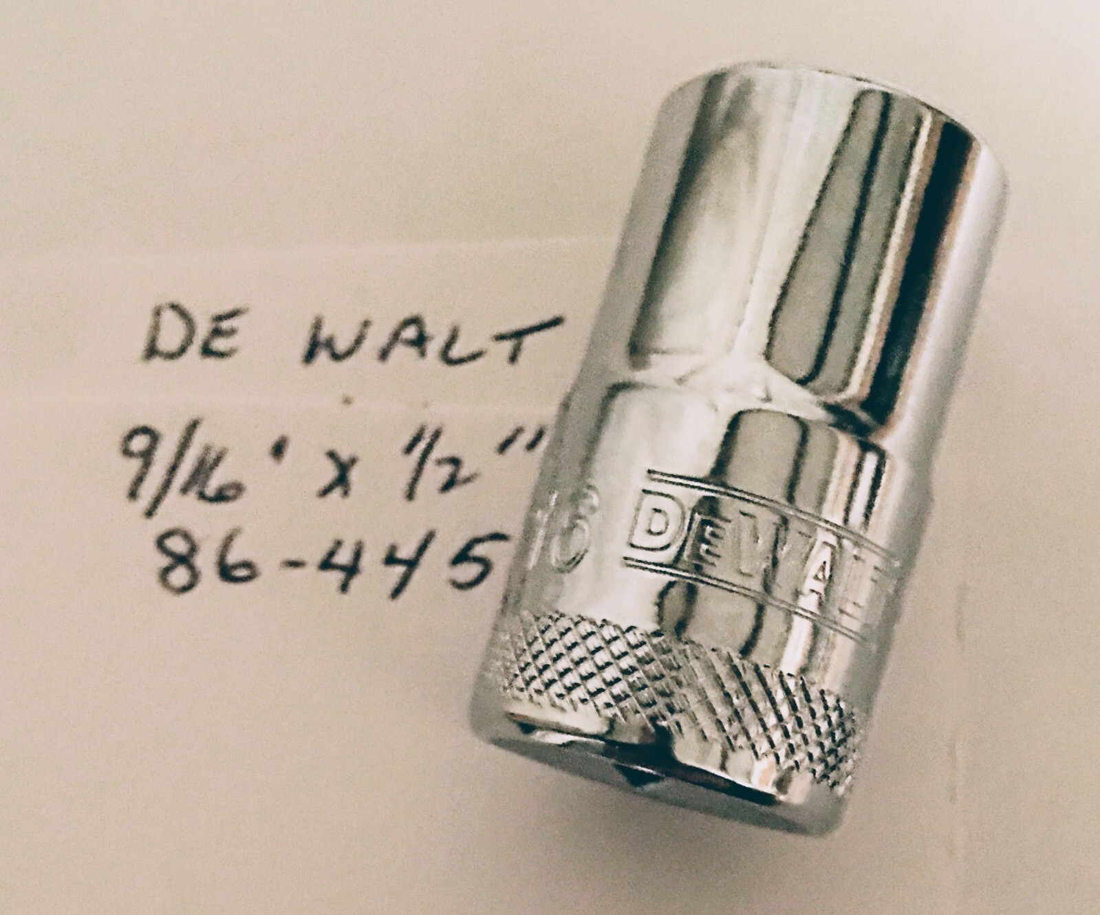 DeWalt 9/16″ x 1/2″ Dr Shallow Polished Chrome Socket 86-445D 6Pt Free Shipping