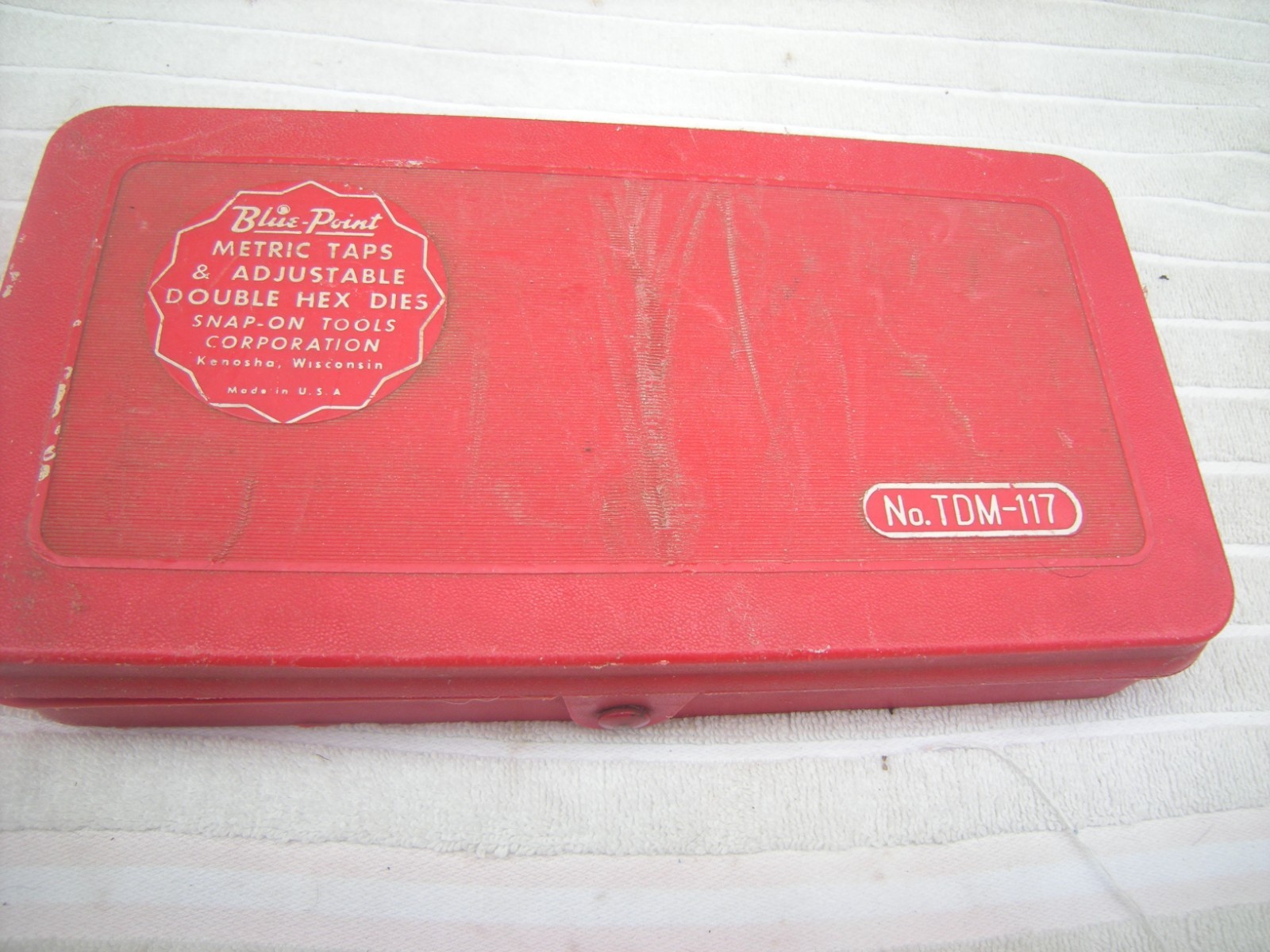Blue-Point TDM-117 Metric TAP & DIE Set in Case by Snap On