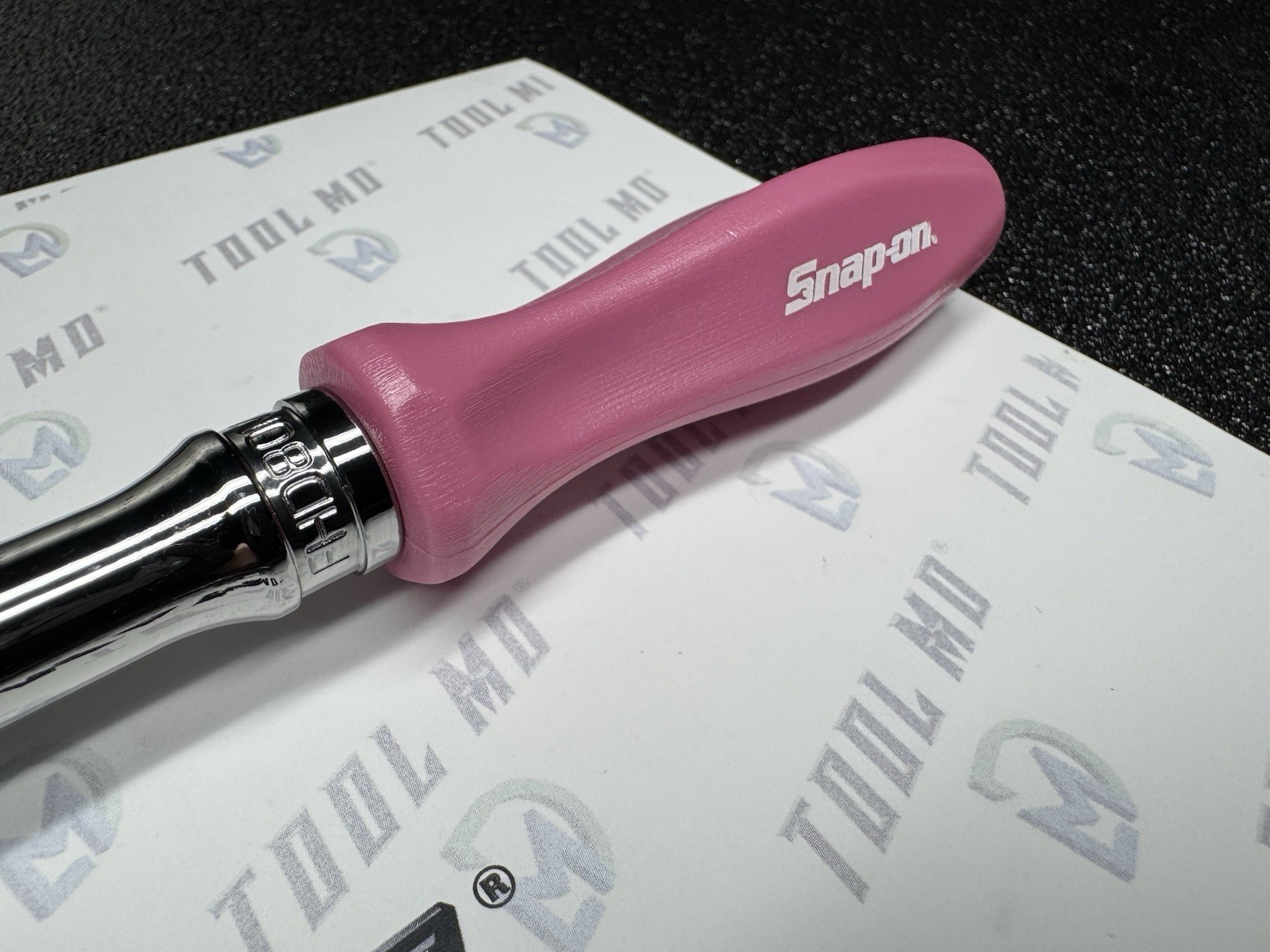 Snap-on Tools PEARL PINK 3/8″ Drive Hard Grip Multi-Position Ratchet FHD80MP