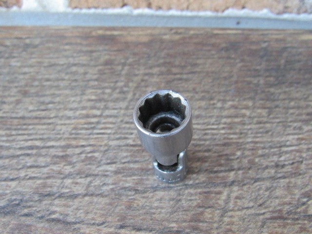 SNAP ON 7/16″ TMU141 1/4″ DRIVE 12 POINT SAE UNIVERSAL SWIVEL SOCKET UNDERLINE