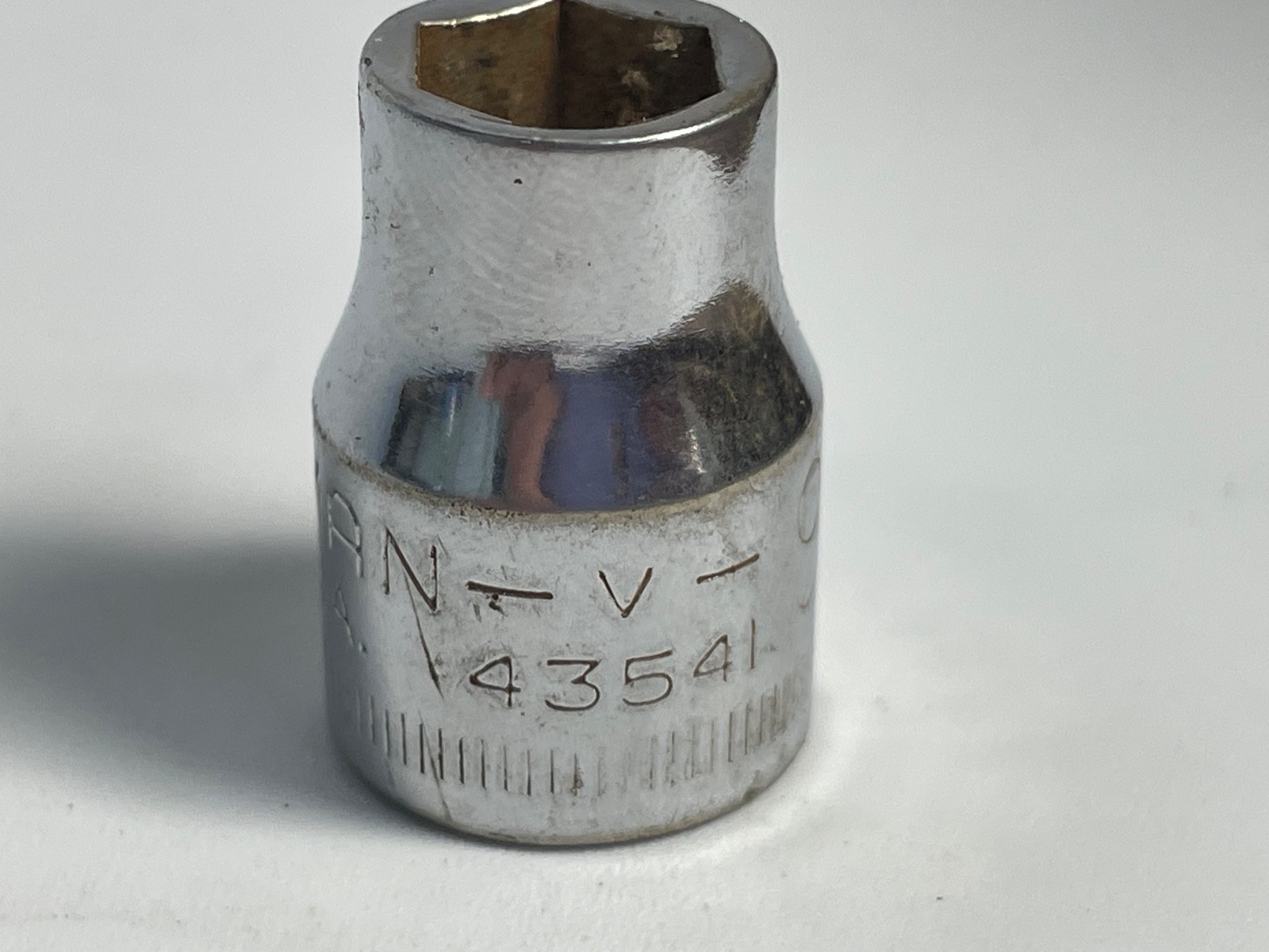 Vintage Craftsman 3/8″ Drive 9MM 6 Point Shallow Socket Metric V 43541 USA