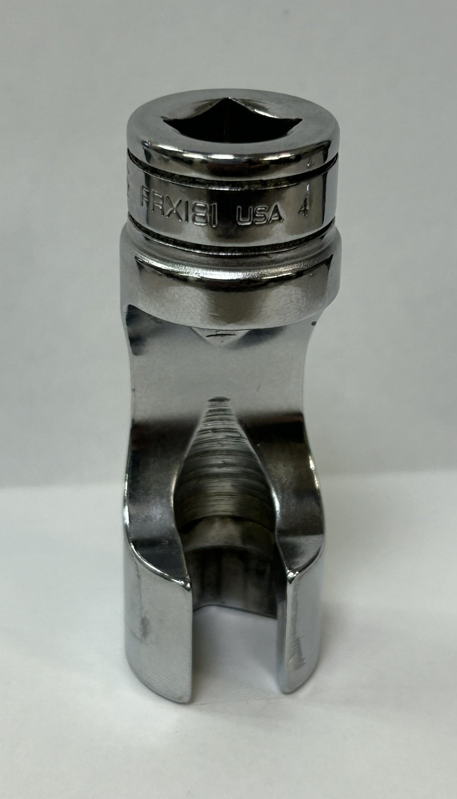 (MA6) Snap-on FRX181 3/8″ Drive 6-Point SAE 9/16″ Flank Drive Flare Nut Socket