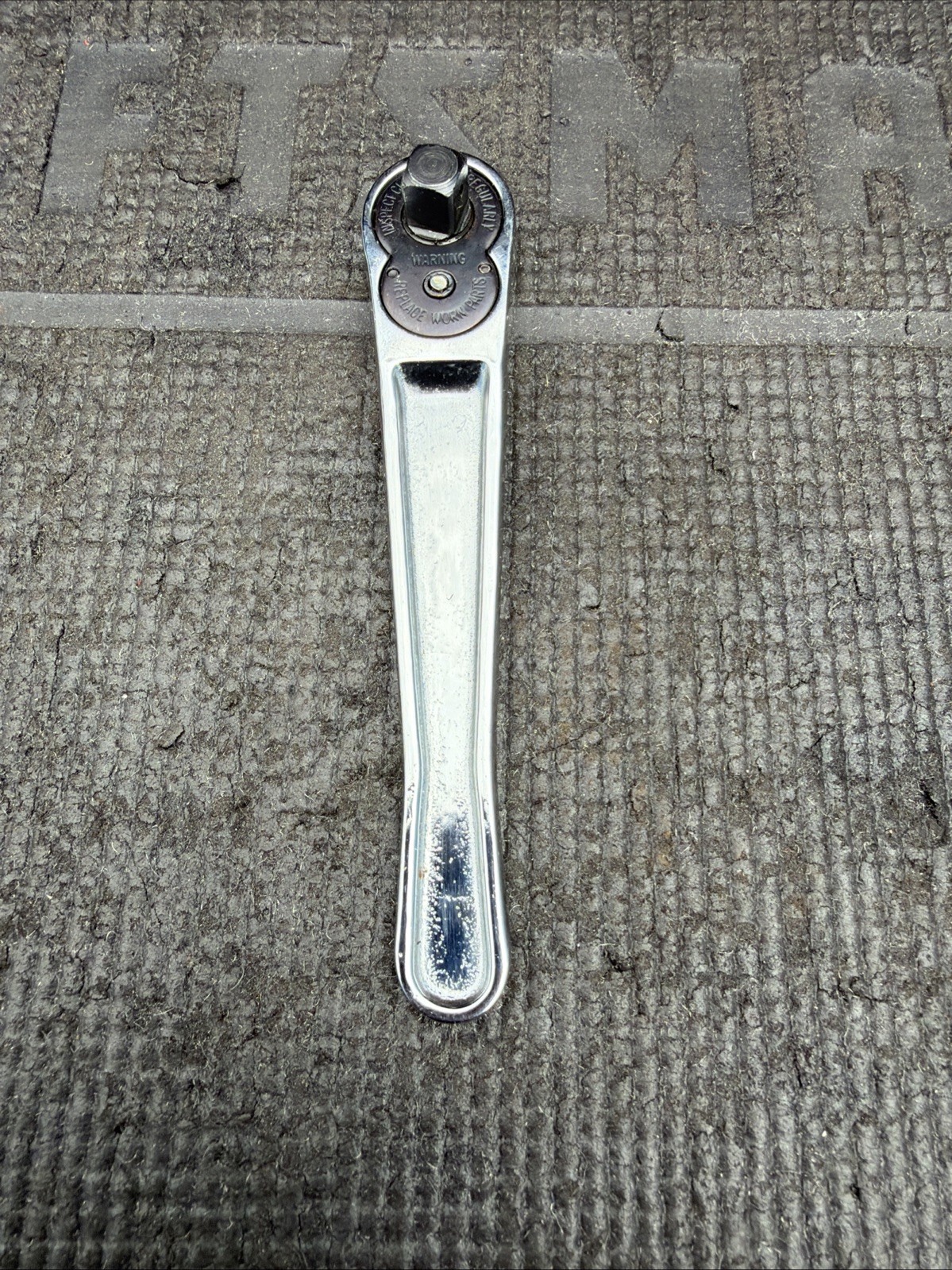 Snap-On Tools USA FN720A Polish Chrome Ratchet 3/8″ Drive – Short Handle 6″ Long
