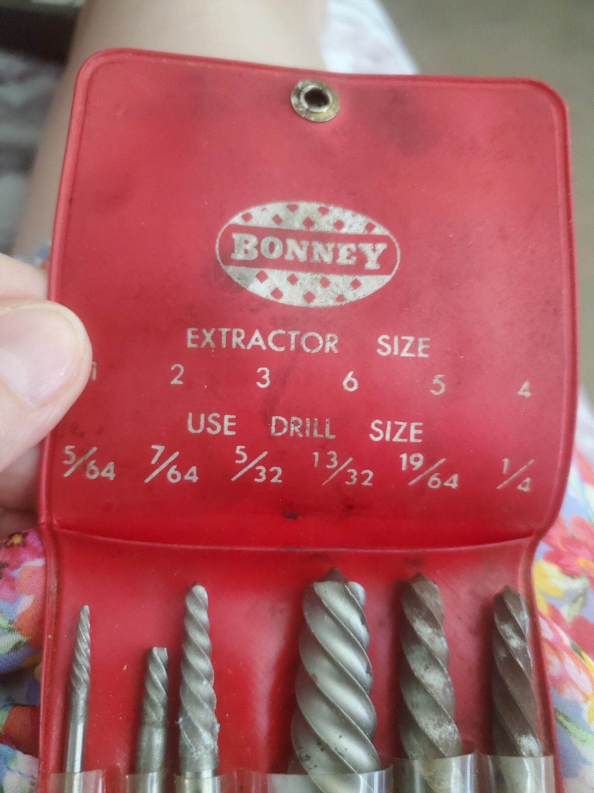 BONNEY, SCREW EXTRACTORS, SET OF 6 IN PKG