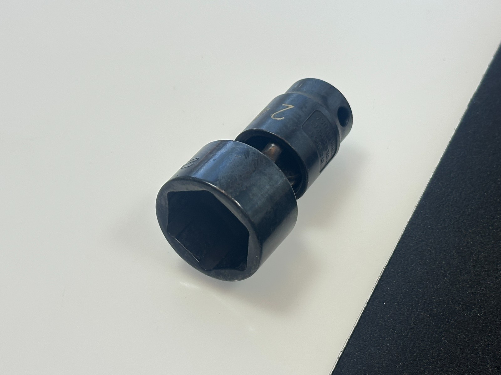 🇺🇸 Matco Tools BUP24M6B 3/8″ Drive 24mm Metric 6-Point Universal Impact Socket