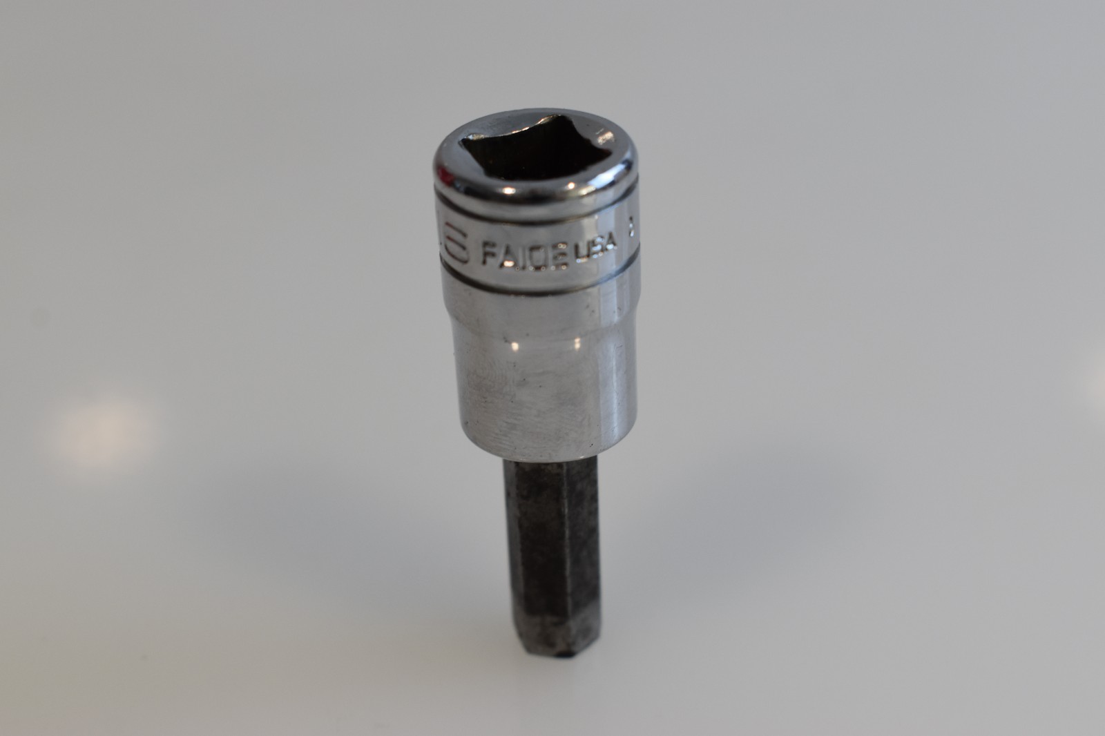 Snap On Tools FA10E 5/16″ SAE Hex Bit Socket Driver 3/8″ Drive Chrome USA