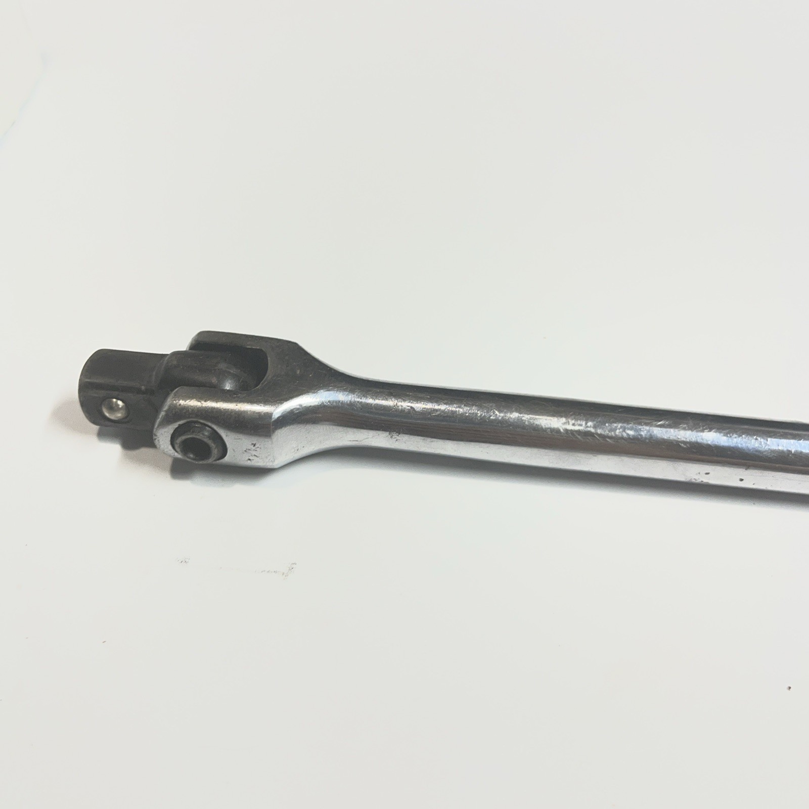 Duralast 72-123 18” L; 1/2 inch Heavy Duty Breaker Bar