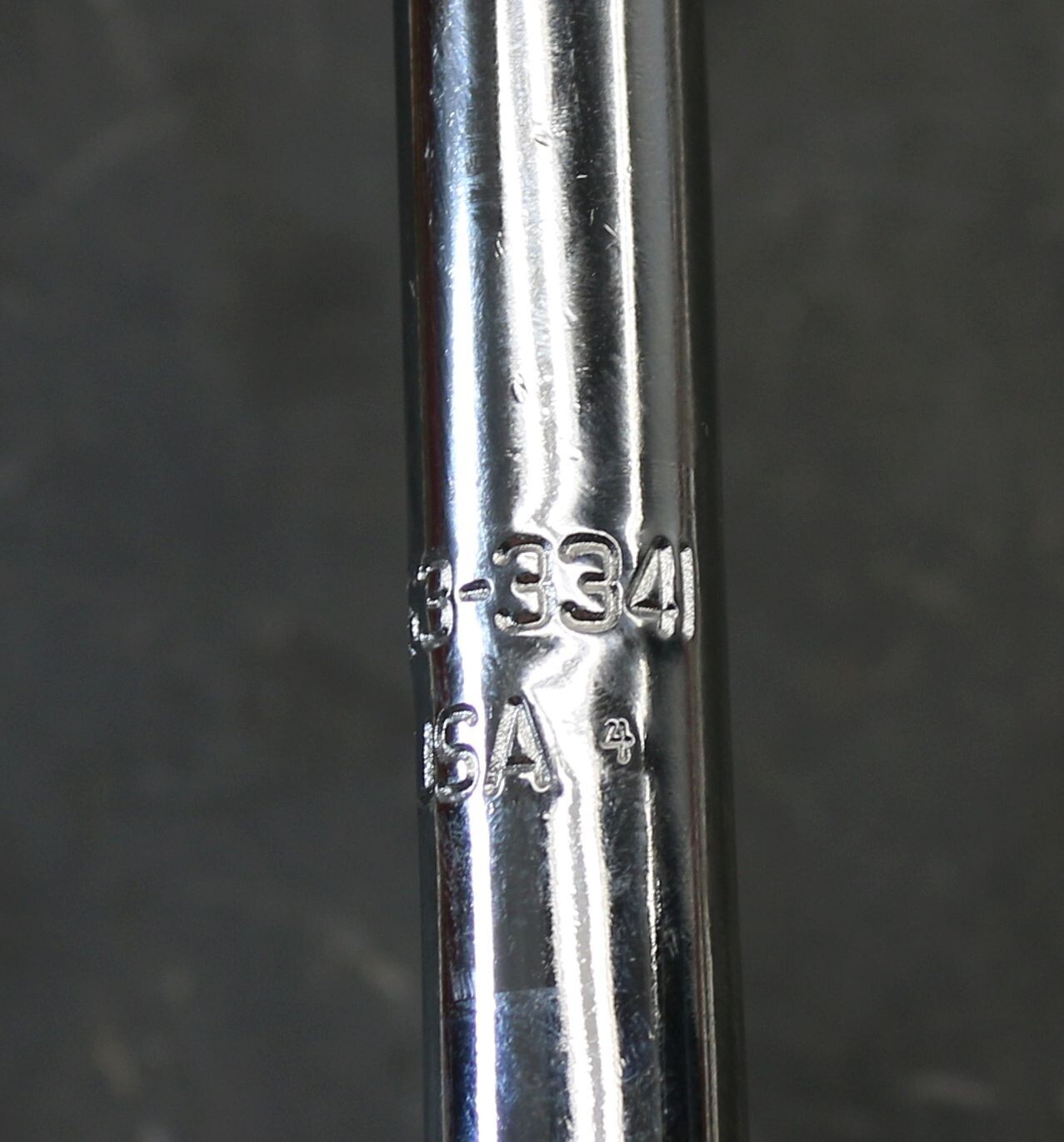 CAT Caterpillar 233-3341 Flex-Head 1/2″ Drive Ratchet 17″ Long Chrome Made in US
