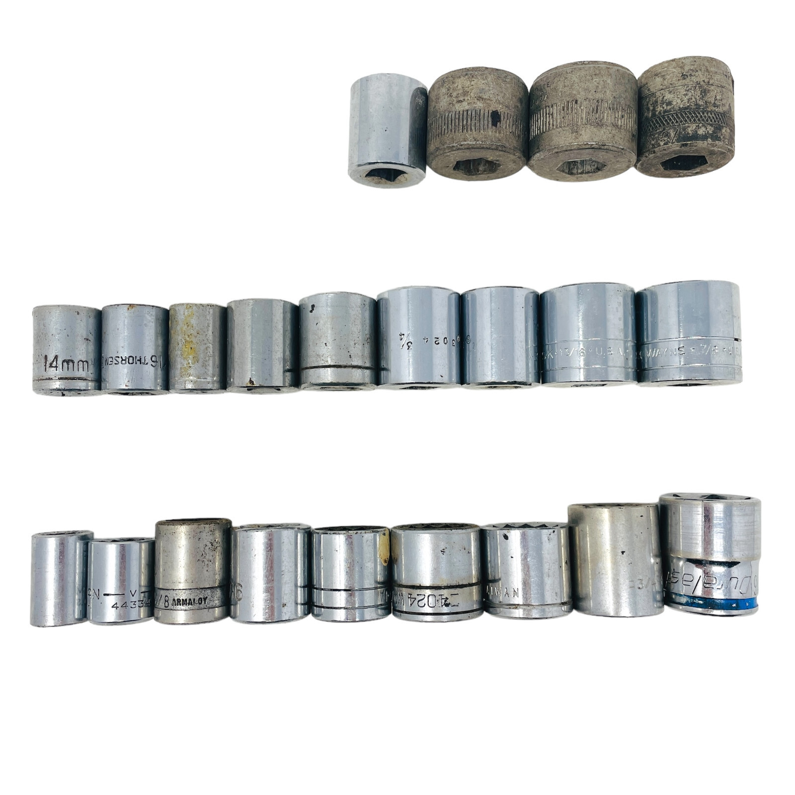 22 Pcs Craftsman, SK and Assorted V 44334 3/4, 14mm, 3/8 in Drive Socket Set
