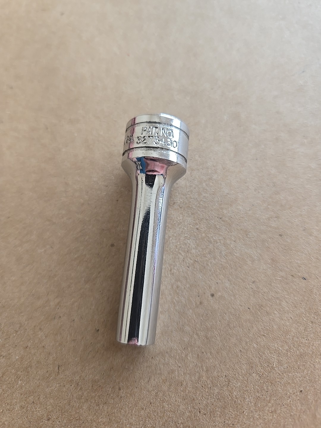 Snap On 3/8″ Drive 1/4″ 6PT SAE Deep Chrome Socket SFS081