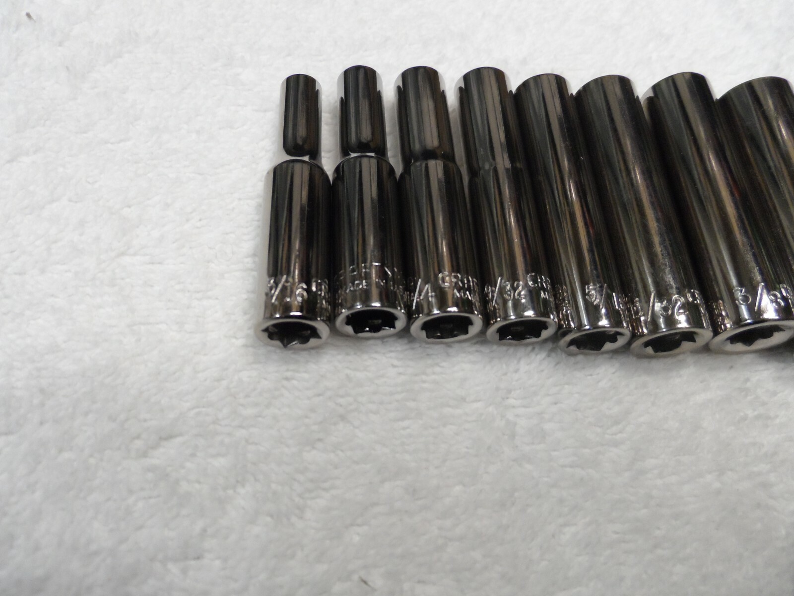 Craftsman 1/4″ Drive SAE Deep Socket Set, NOS USA, 6pt (3/16 to 9/16″) – 10 pcs