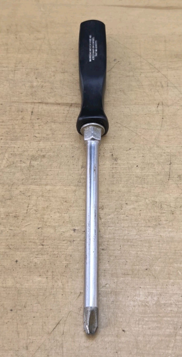Vintage Snap On SSDP64-#4 Phillips Tip X 6″ Long Blade Black Handle Screwdriver