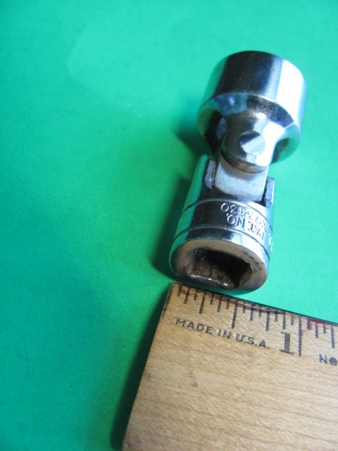 Snap-on Tools FS24 – 3/8″ Drive SAE 3/4″ 6 Point Universal Swivel Socket USA