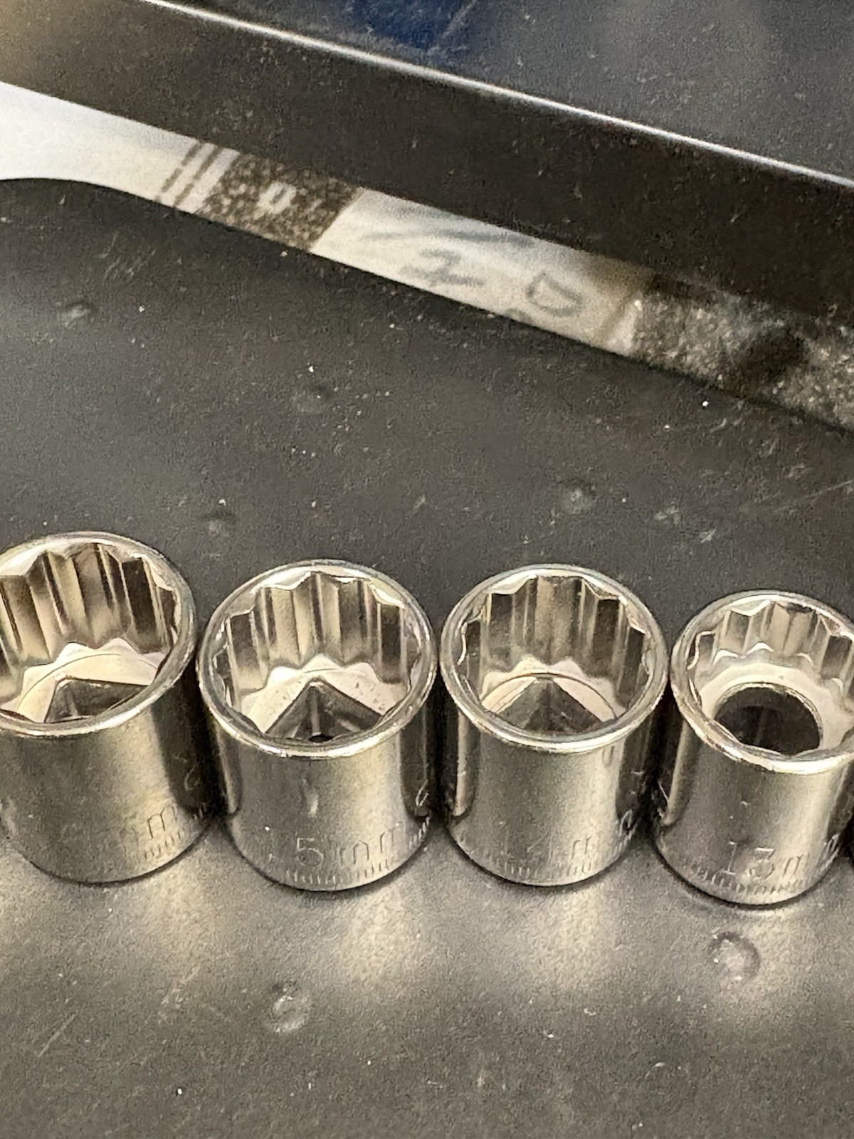 NOS Craftsman Metric 9mm-19mm 11pc 3/8 Drive 12 point Socket Set Vintage USA