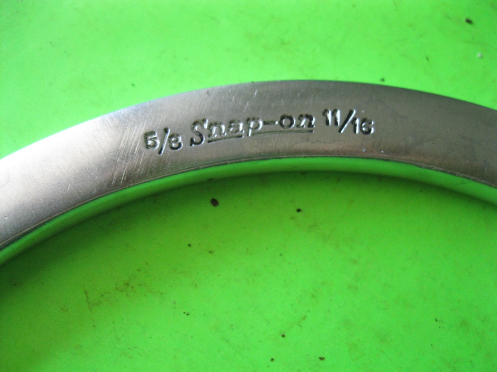 Snap On M1321 5/8″ & 11/16″ Half Moon 12 Point Box A/C- Fuel Pump Wrench