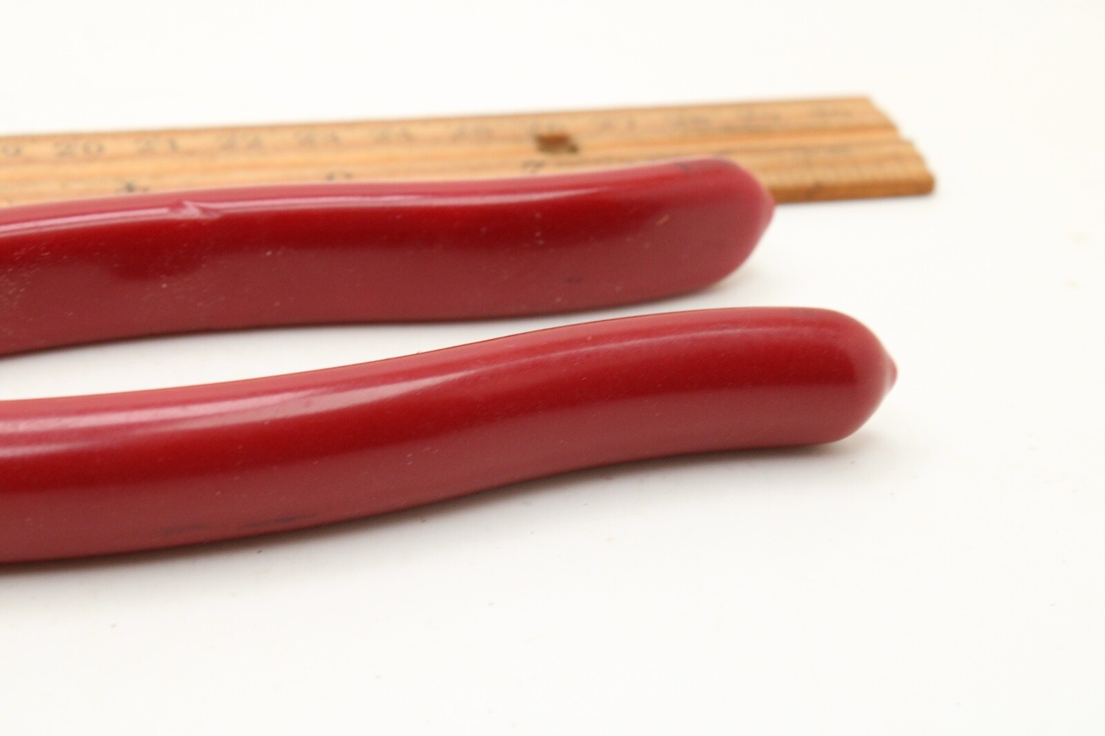 Proto Professional 269 Linesman’s Pliers High Leverage 9-1/4″ Red Handle USA