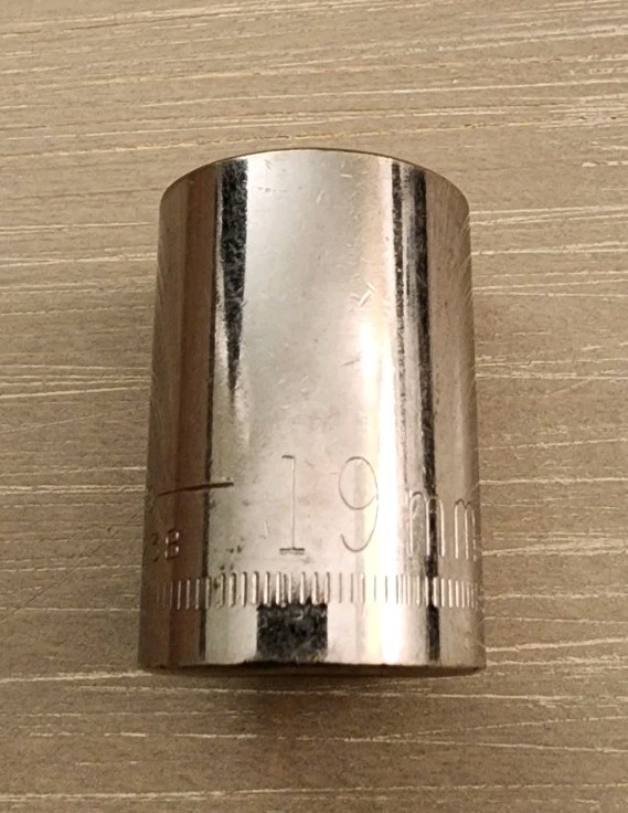 Craftsman USA 19mm Socket 12 Point 1/2″ Drive Inverted G2 44238