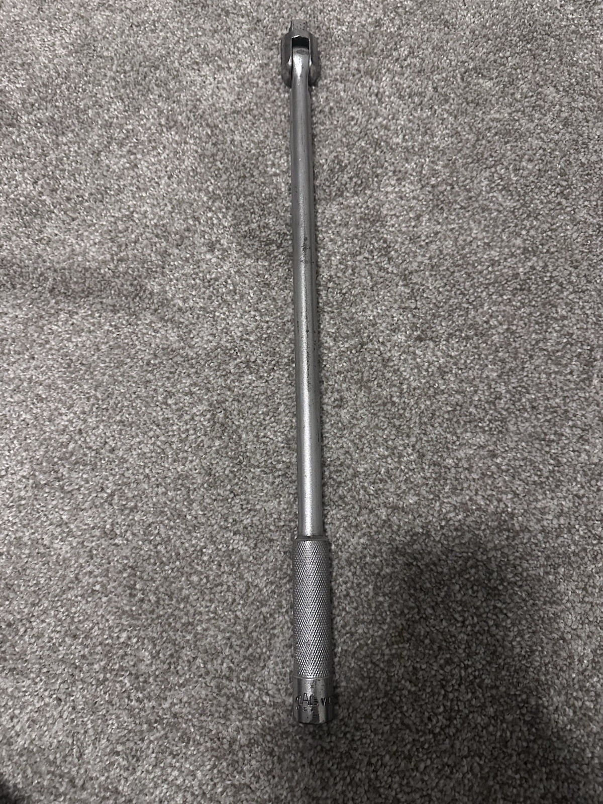 Mac Tool V18F 18” Breaker Bar 1/2” Drive Swivel Head