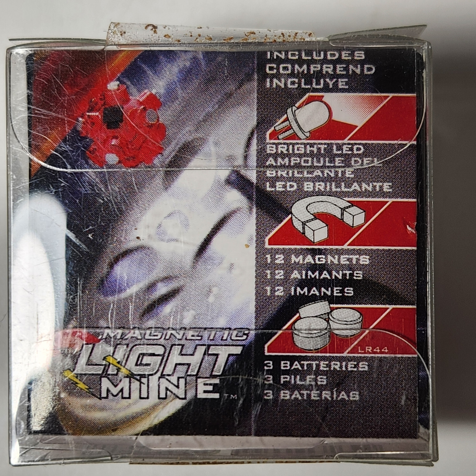 Striker Magnetic LED Light Mine Hands Free Task Flashlight 12 Magnet Batteries